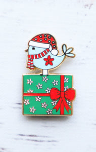 Christmas Birdie Magnetic Needle Minder