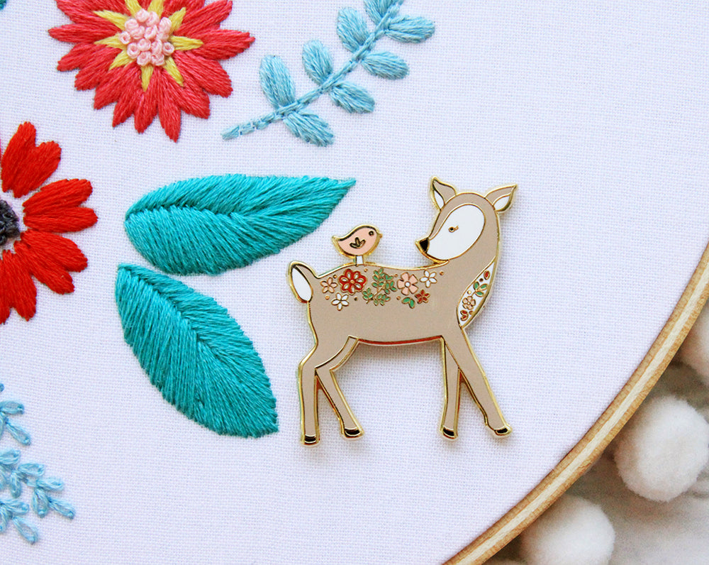 Magnetic Needle Minder - Floral Embroidery Hoop– Mindful Mantra Embroidery