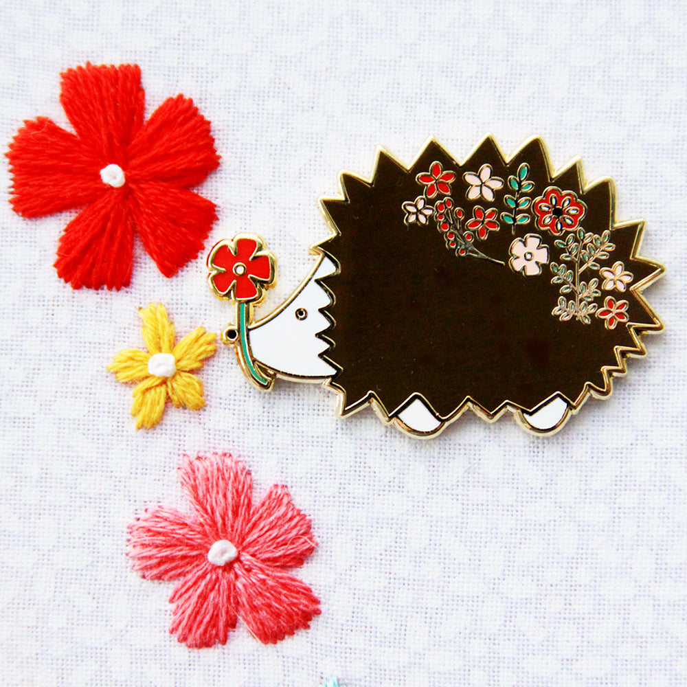 Autumn appliqué flower magnetic needle minder, needle holder, cross st –  Pedro's Plaques & Pretty Things