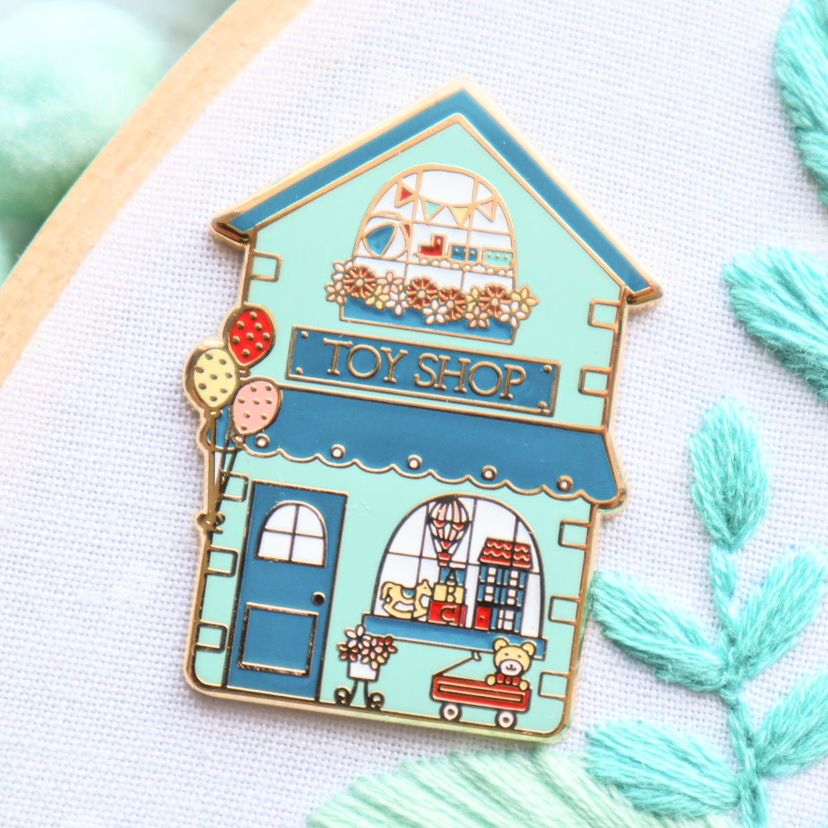 Toy Shop Main Street Magnetic Needle Minder – Flamingo Toes