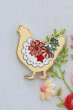 Farmhouse Floral Chicken Needle Minder